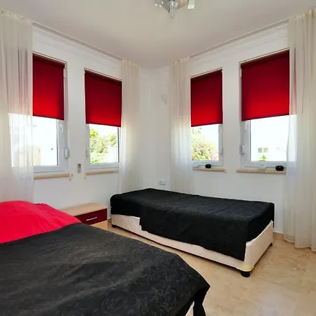 Oasis Sitesi Villa